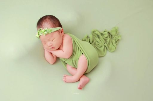 鄂州宝宝趴着睡是积食吗 鄂州宝宝趴着睡是积食吗